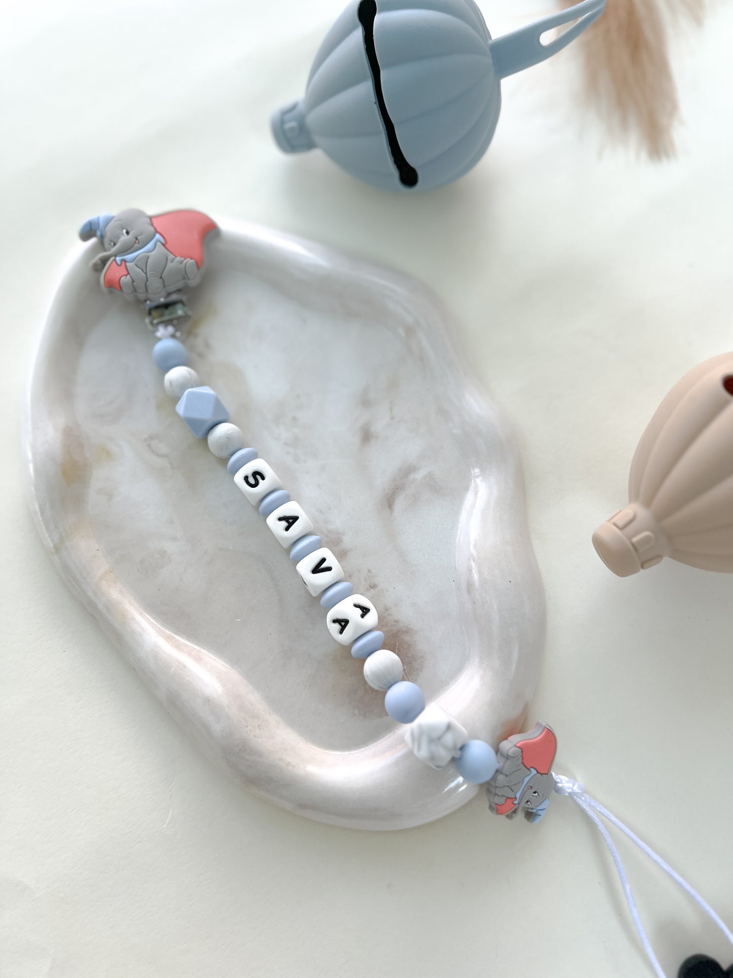 Silikonski lančić Dambo